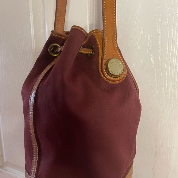 Vintage Dooney&Bourke.Burgundy canvas with brown leather drawstring buck… - Picture 3 of 16